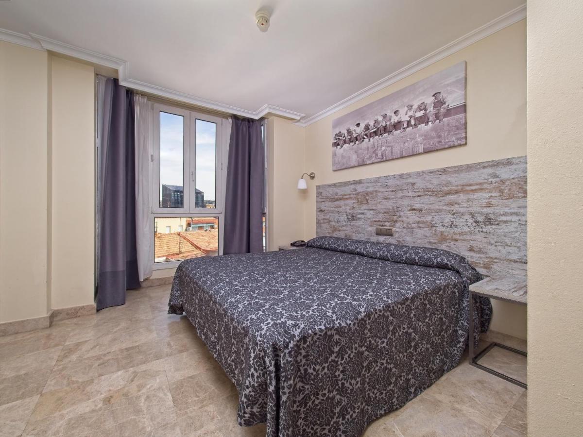 Caballero Errante Madrid Dış mekan fotoğraf